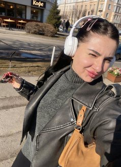 Milana - escort in Hong Kong Photo 5 of 5