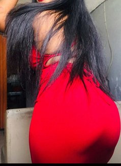 Milanah - escort in Mauritius Photo 2 of 4