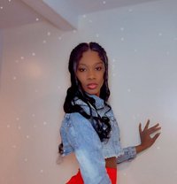 Milcah - adult performer in Jeddah