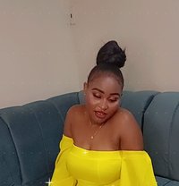 Mildred - escort in Khobar Photo 1 of 2