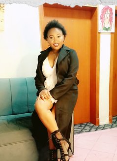 Mildred - puta in Khobar Photo 7 of 7