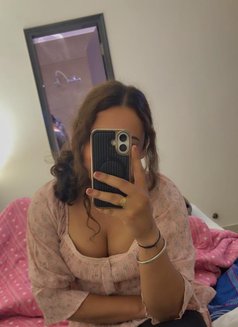 Mile - Acompañantes transexual in Ludhiana Photo 1 of 1