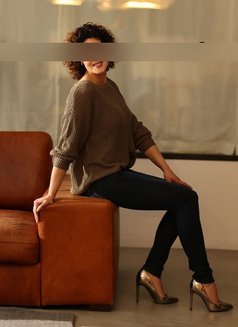 Milena - escort in Stuttgart Photo 3 of 6