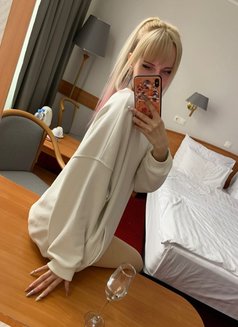Milena - escort in Bangkok Photo 2 of 8