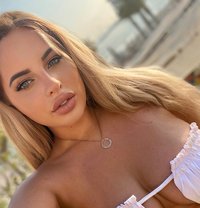 Milena VIP, CLASSY ESCORT - puta in Riyadh Photo 4 of 4