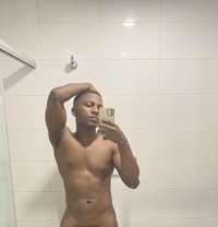 Milerjesus Xxl - Male escort in Dubai Photo 1 of 7