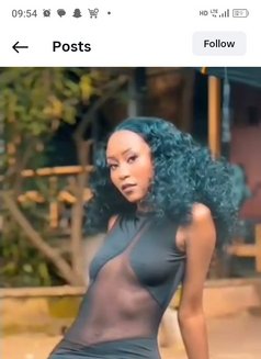 Miley - escort in Nairobi Photo 4 of 6