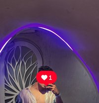 Milf Daddy - Male escort in Mumbai