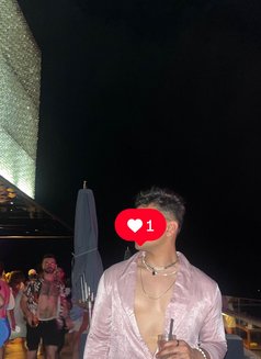Milf Daddy - Male escort in Mumbai Photo 2 of 4