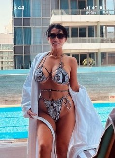 MILF expert in BJ, rimming & anal (3k) - escort in Abu Dhabi Photo 7 of 11