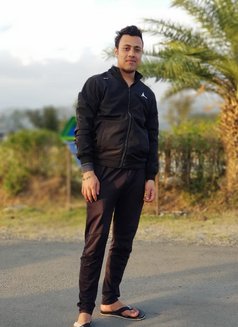 Milf Hunter - Male escort agency in Gurgaon Photo 4 of 4