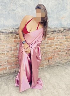 Cam ( confirmation available) - escort in Hyderabad Photo 1 of 3