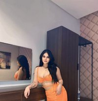 Milf khloe - escort in Singapore