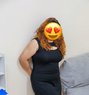 Mallu MILF Mistress - puta in Dubai Photo 6 of 12