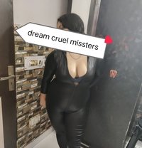 Milf mistress vanya cam & meet - escort in New Delhi