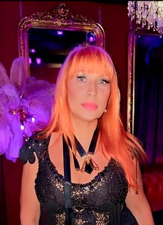 Milf Red Fox - puta in Dubai Photo 1 of 6