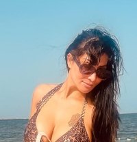 MILF giving sloppy BJ,rimming & anal(3k) - escort in Dubai