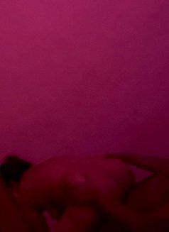 Milfboy for Married Milf and Aunties - Acompañantes masculino in Colombo Photo 2 of 2