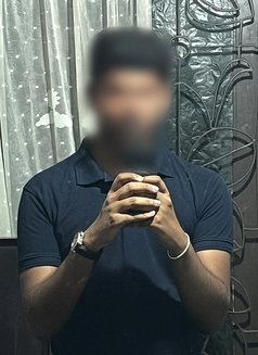 Milfboy - Male escort in Colombo Photo 1 of 1