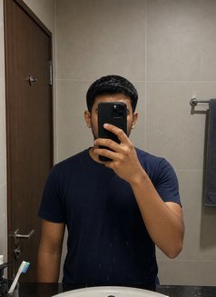 Milfs Only - Young Man - Male escort in Colombo Photo 1 of 1