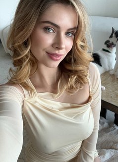 Milina - escort in Riyadh Photo 3 of 4