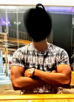 Milinda - Male escort in Colombo Photo 2 of 3