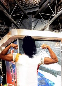 Milinda - Male escort in Colombo Photo 3 of 3