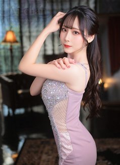 Milk - escort in Osaka Photo 2 of 2