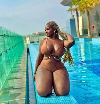 Milk - escort in Yiwu Photo 1 of 4