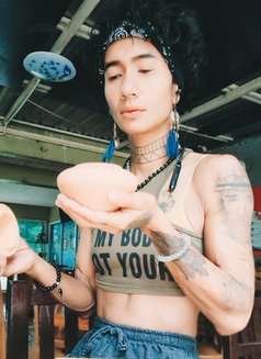 Milky - Male escort in Bangkok Photo 2 of 6