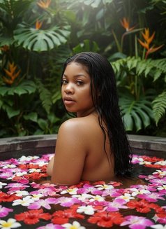 Milky - puta in Pattaya Photo 6 of 10