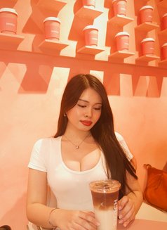 Milky Madison (New Here) - Transsexual escort in Manila Photo 8 of 8