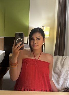 Milky Madison (New Here) - Acompañantes transexual in Manila Photo 9 of 9
