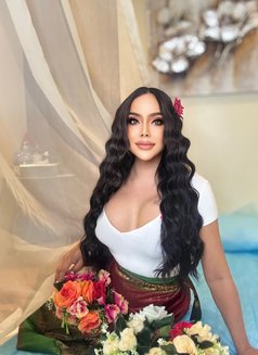 Milky Milky - masseuse in Abu Dhabi Photo 9 of 11
