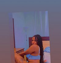 Milky - puta in Riyadh Photo 14 of 14