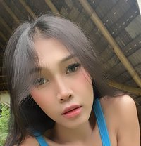 น้ํานม - Masajista in Phuket