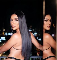 Milky - Transsexual escort in Riyadh Photo 14 of 16