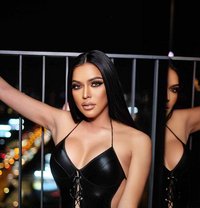 Milky - Transsexual escort in Riyadh Photo 15 of 16