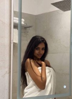 Milky Tight and Juicy Girls Real Meet Gf - puta in Hyderabad Photo 1 of 2