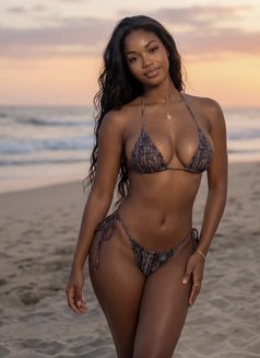 Milla big natural boobs I’m horny - escort in Bali Photo 10 of 11
