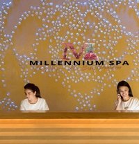 Millennium Spa = Female to Male Massage - puta in Bangalore