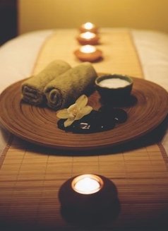 Millennium Spa = Four Hand Yoni Massage - puta in Bangalore Photo 18 of 20