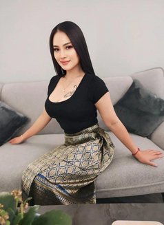 Milli Abudhabi - masseuse in Abu Dhabi Photo 14 of 14