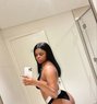 Millie - puta in Dubai Photo 1 of 8
