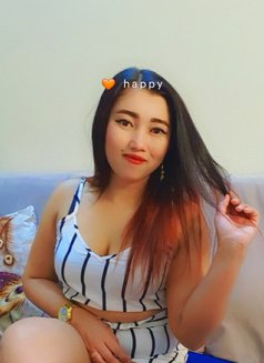 Milly - escort in Riyadh Photo 1 of 6