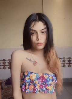 Milly - Transsexual escort in New Delhi Photo 2 of 4