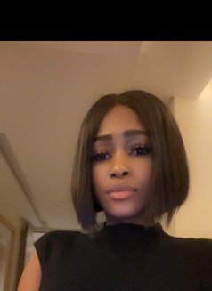 Milly - escort in Lomé Photo 4 of 5