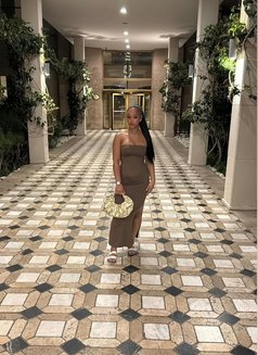 Milly - puta in Al Manama Photo 2 of 4