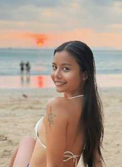 Mily - escort in Bangkok Photo 7 of 13