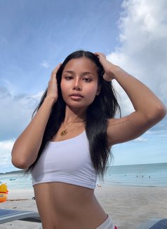 Mily - escort in Bangkok Photo 11 of 13